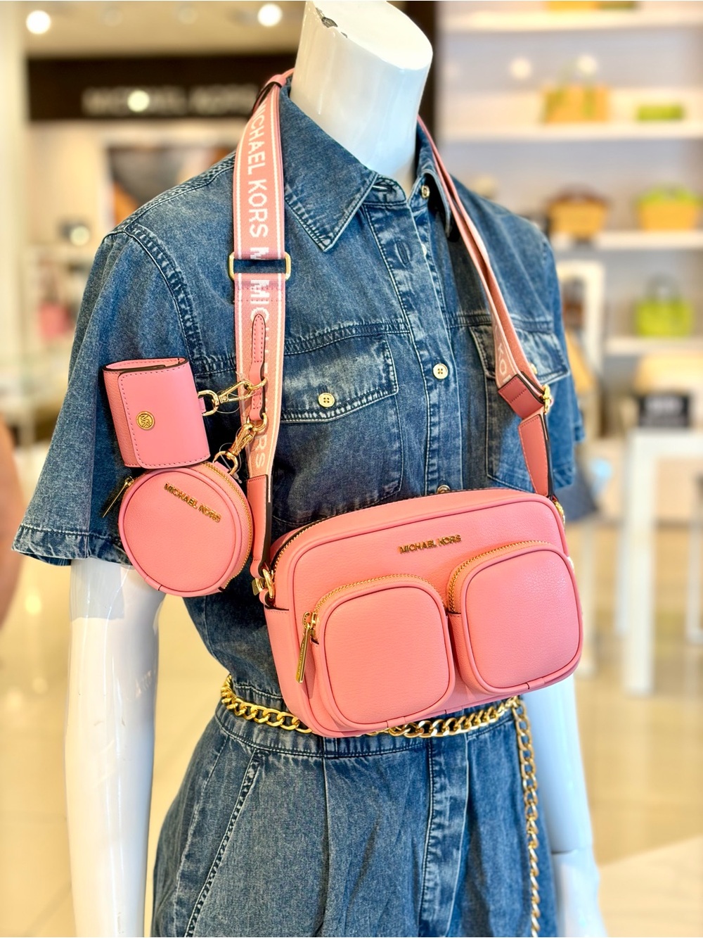 Michael Kors Pink Leather Crossbody Bag with Coin Case and Snap Pouch Carnation - Picture 4 of 14